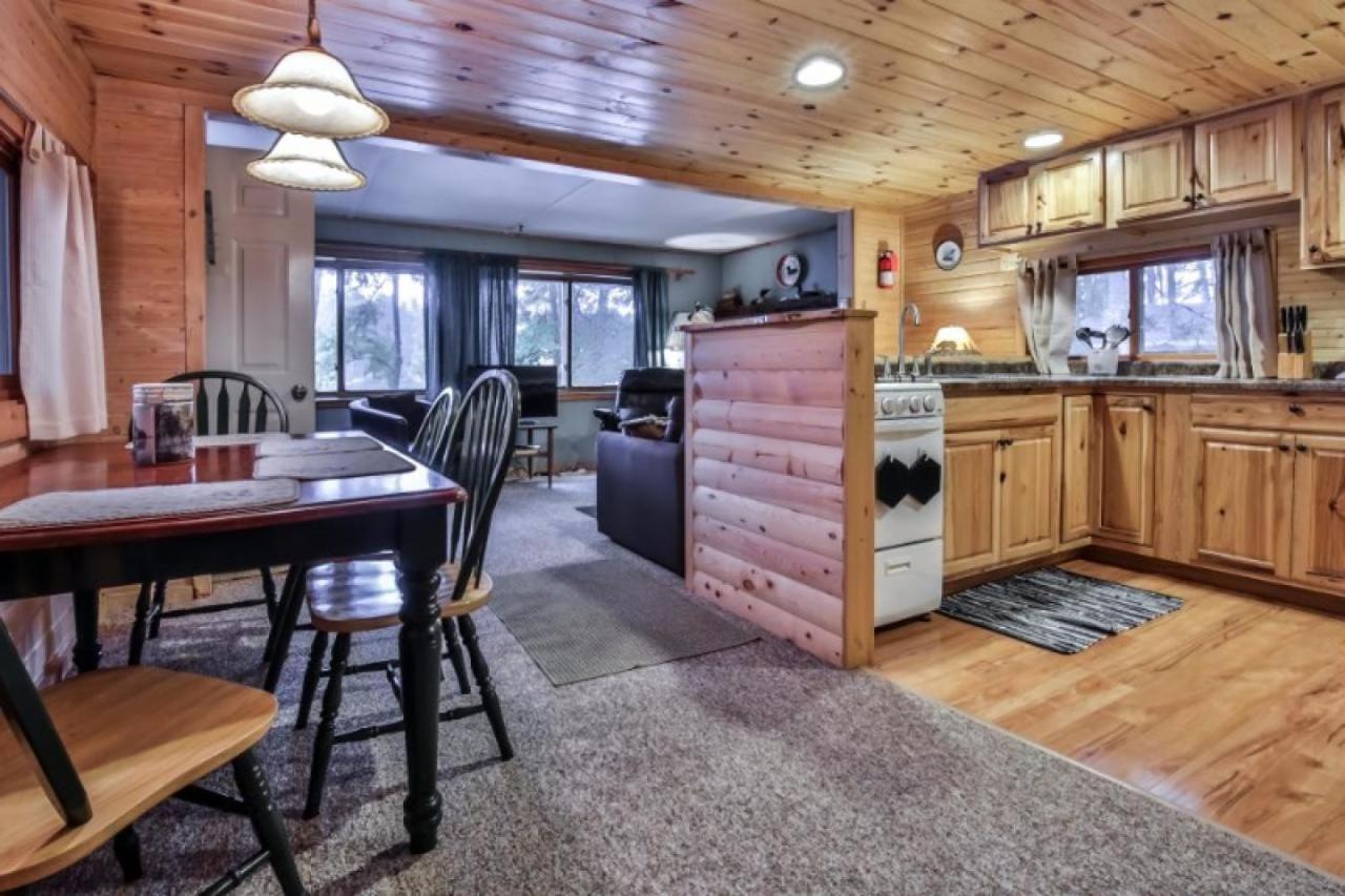 Cottage 5 - Hiller'S Pine Haven Saint Germain Экстерьер фото